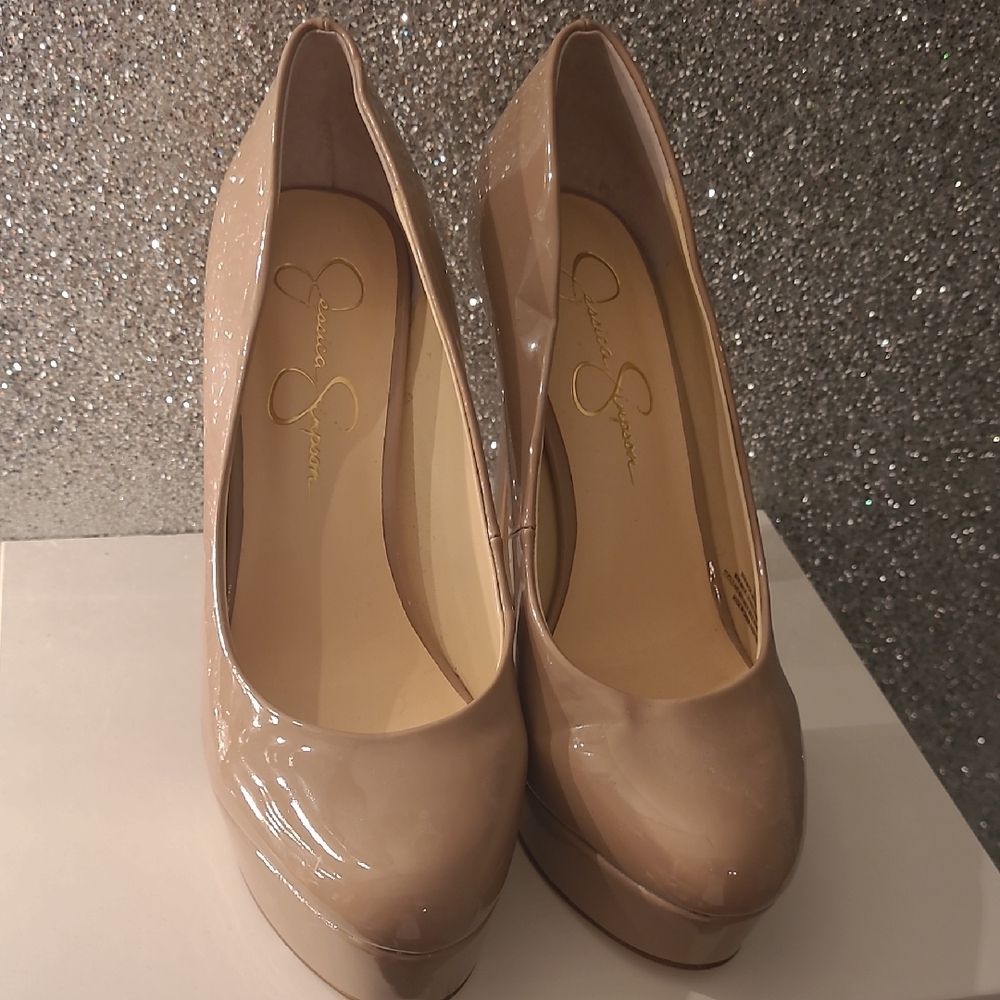 Jessica Simpson Taupe Patent Heels
